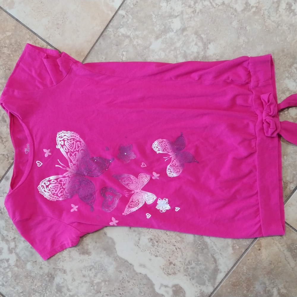 1989 Place, Girls Large 10/12, pink butterfly shirt